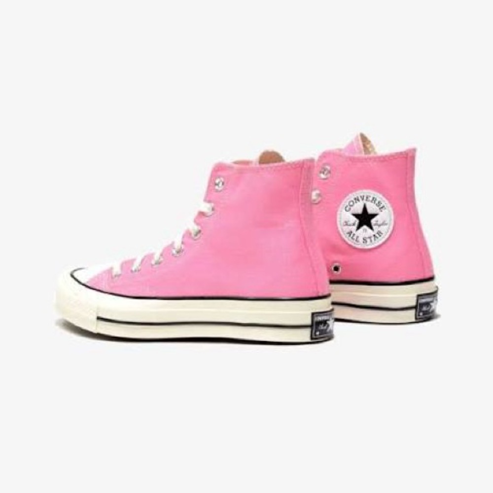 Converse Classic High Tops Sneakers in Amber Pink - Picture 2 of 9